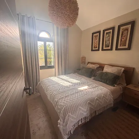Casa Izabell Apartment *